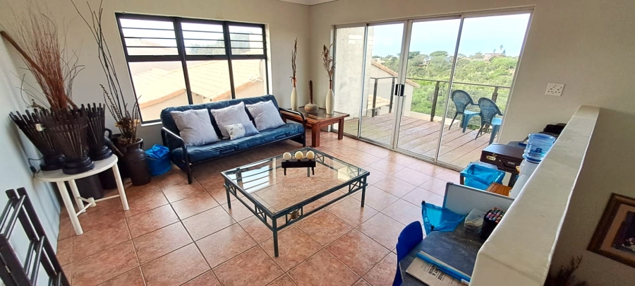 5 Bedroom Property for Sale in Noorsekloof Eastern Cape